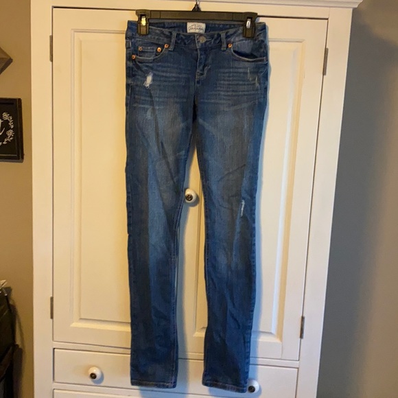 Aeropostale Bayla Skinny Jeans Size 1/2 Regular - Picture 1 of 5